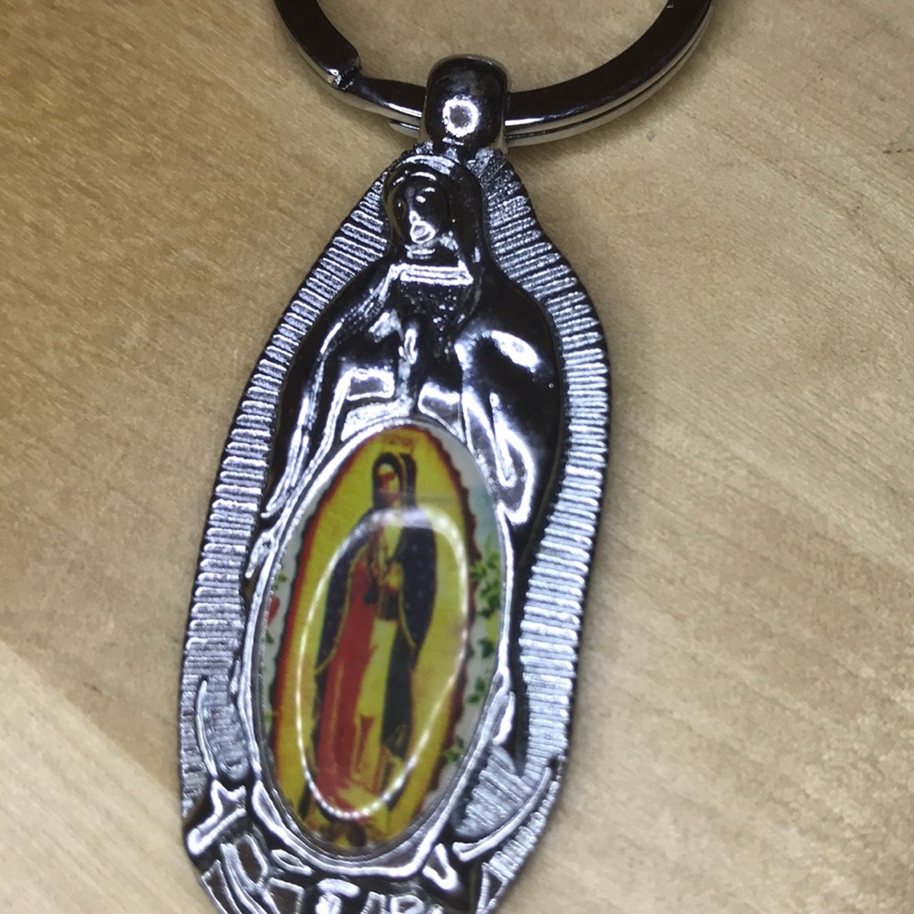 New- Virgin of Guadalupe key chain metallic